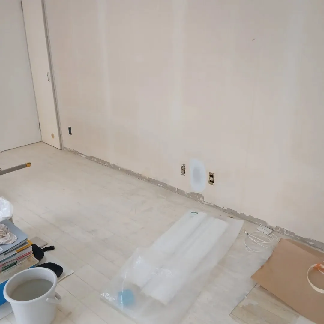 私たちは、駅前ビルのテナントの現状回復工事を無事に完了しまし...