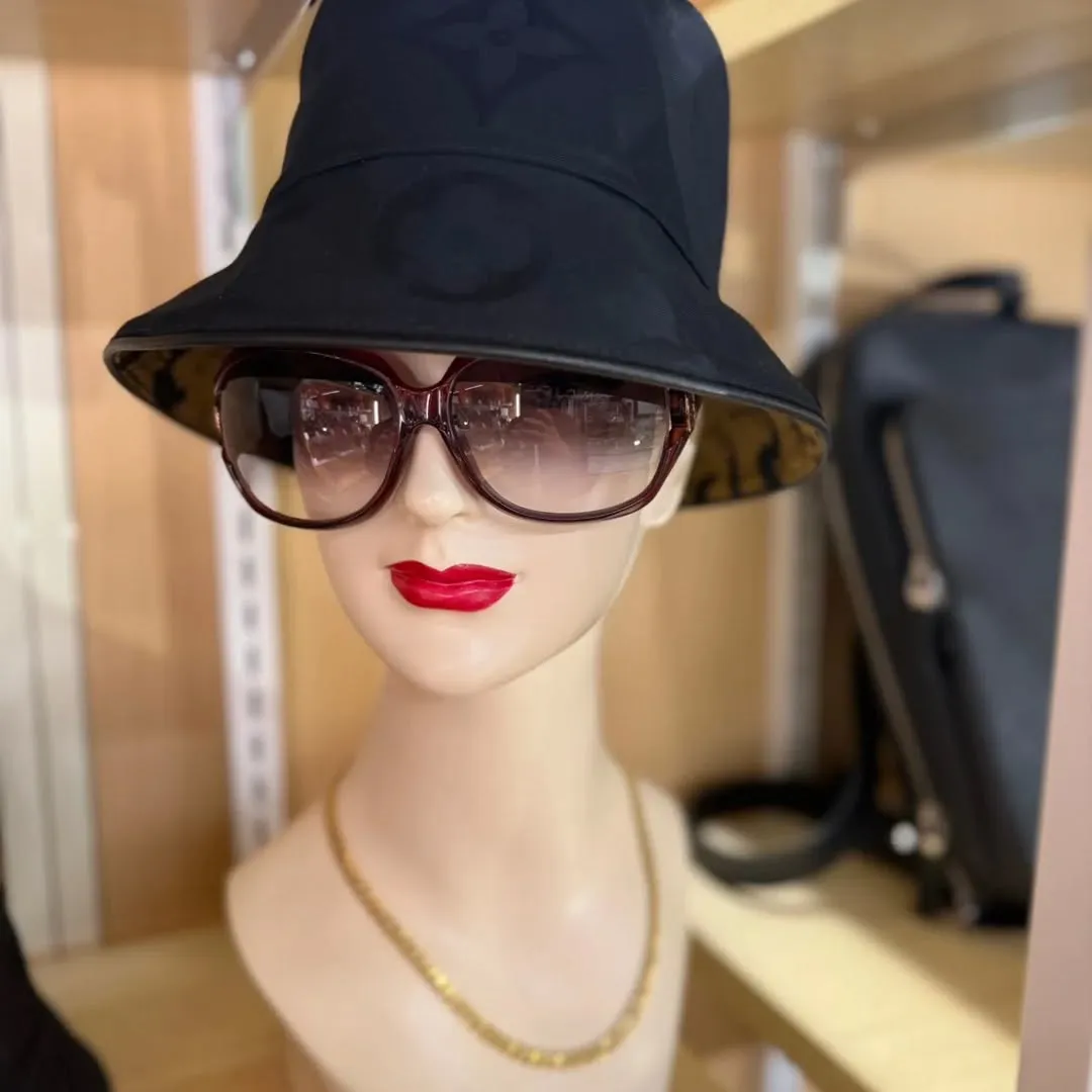 私たちは、駅前ビルのテナントの現状回復工事を無事に完了しまし...