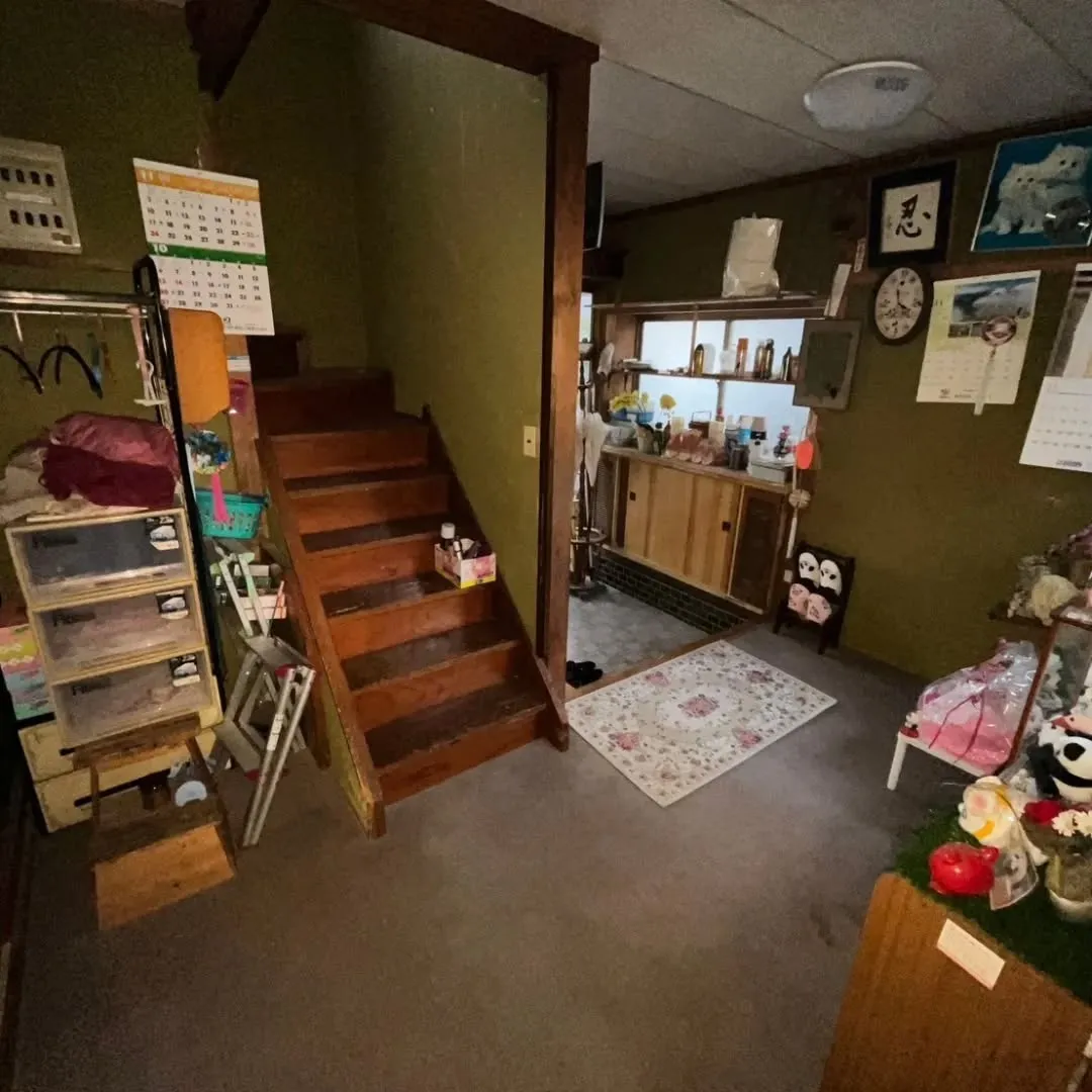 今回の作業は、建物解体に伴う残地物の回収作業です✨