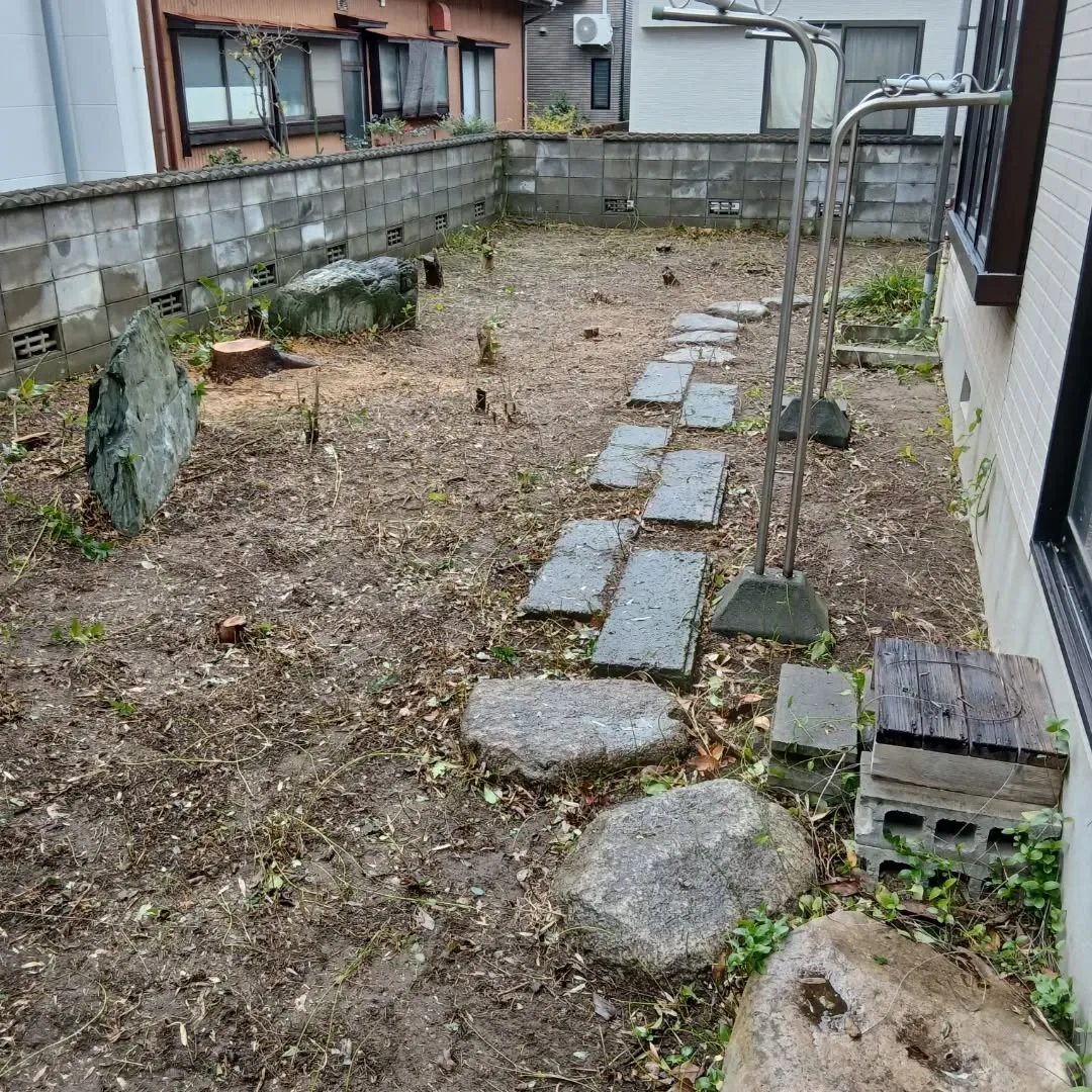 【不用品回収事例】庭木の伐採とエアコン撤去まとめて対応💪