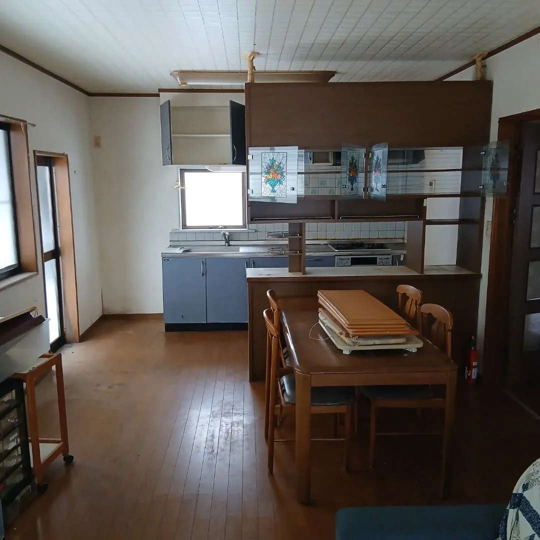 長岡市栃尾で空き家整理┃一軒家の残地物撤去作業事例