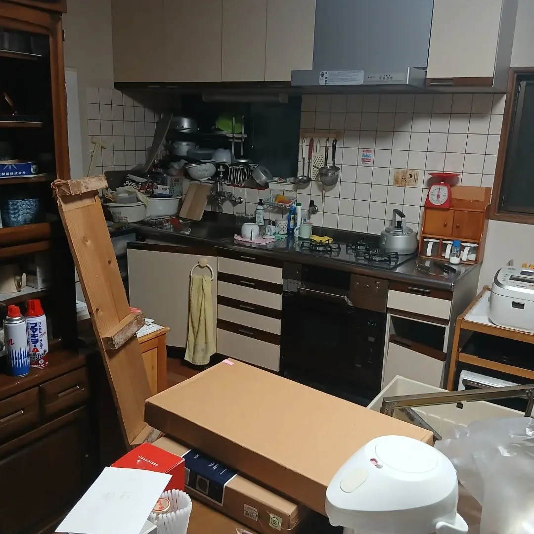 荷物が多くても安心！新潟市西区での遺品整理（2トン車3台分）...