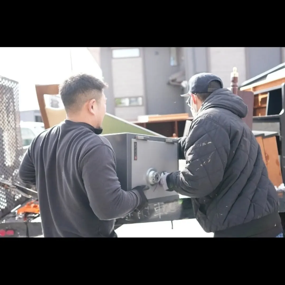 荷物が多くても安心！新潟市西区での遺品整理（2トン車3台分）...