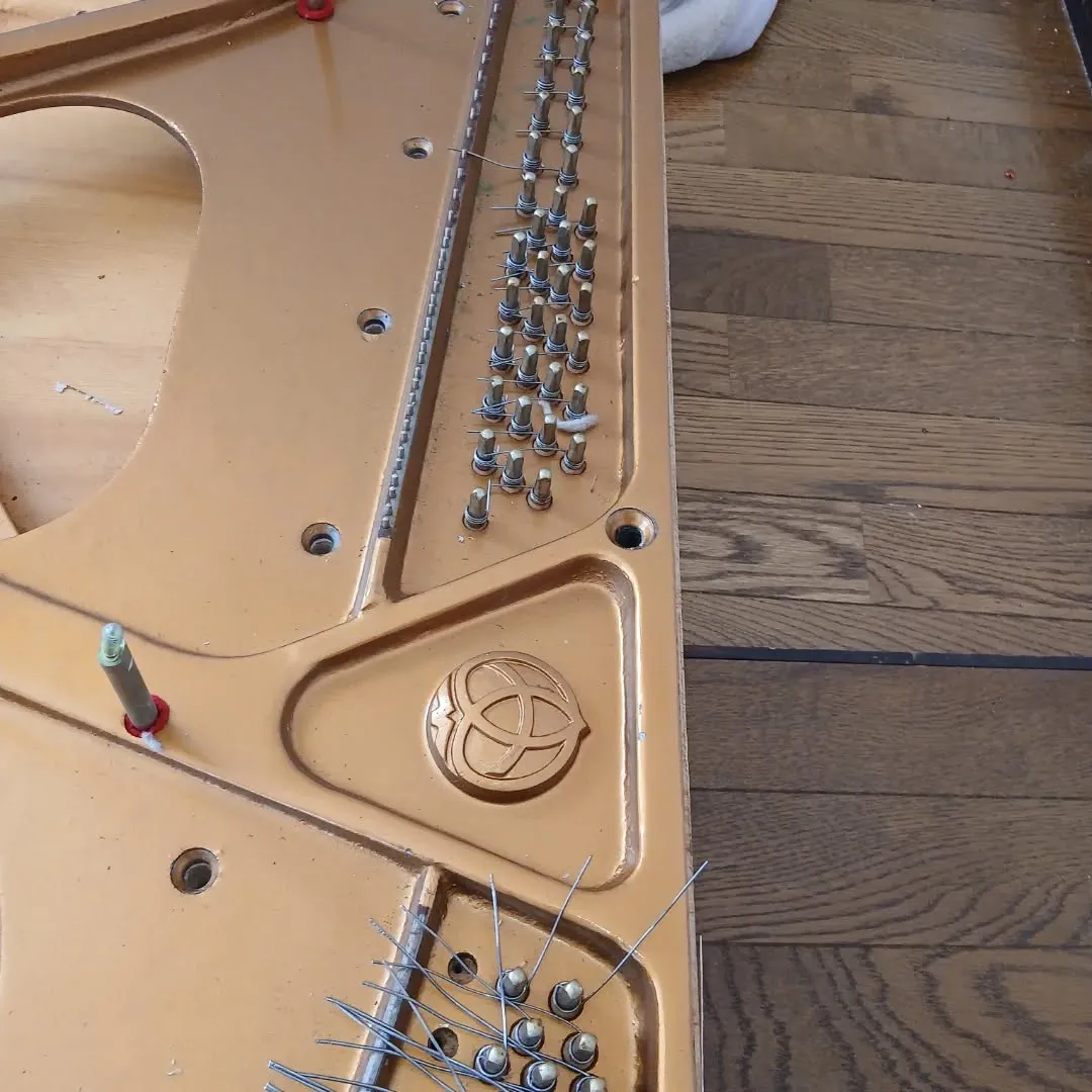 【プロの技】2階のピアノを室内で解体・搬出！お部屋を傷つけず...