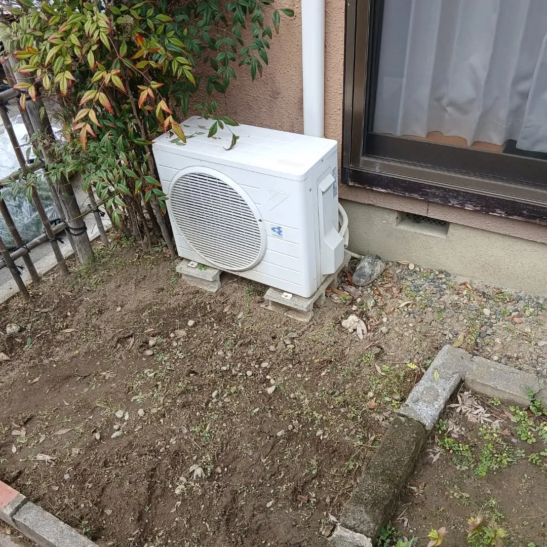 新潟市江南区｜月一回の草取りで綺麗を維持！大切な花を守る除草