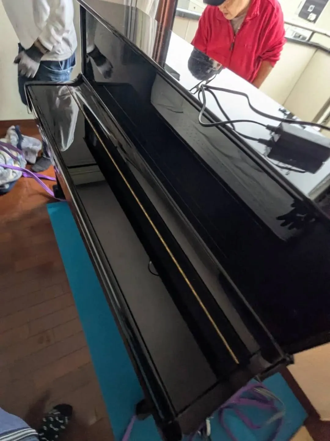 新潟市西区｜2階からクレーンでピアノ搬出！買取で費用大幅減　
