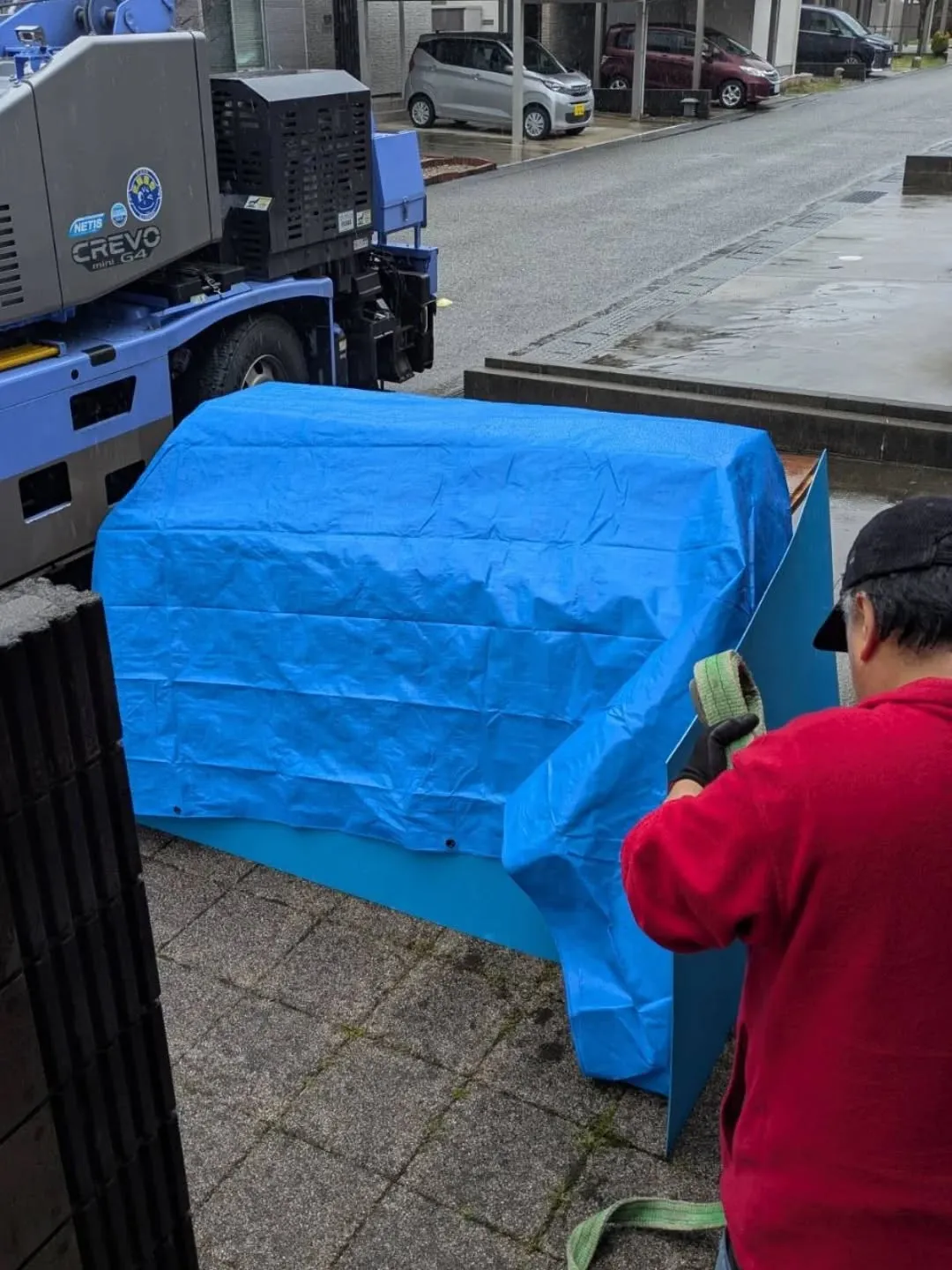 新潟市西区｜2階からクレーンでピアノ搬出！買取で費用大幅減　