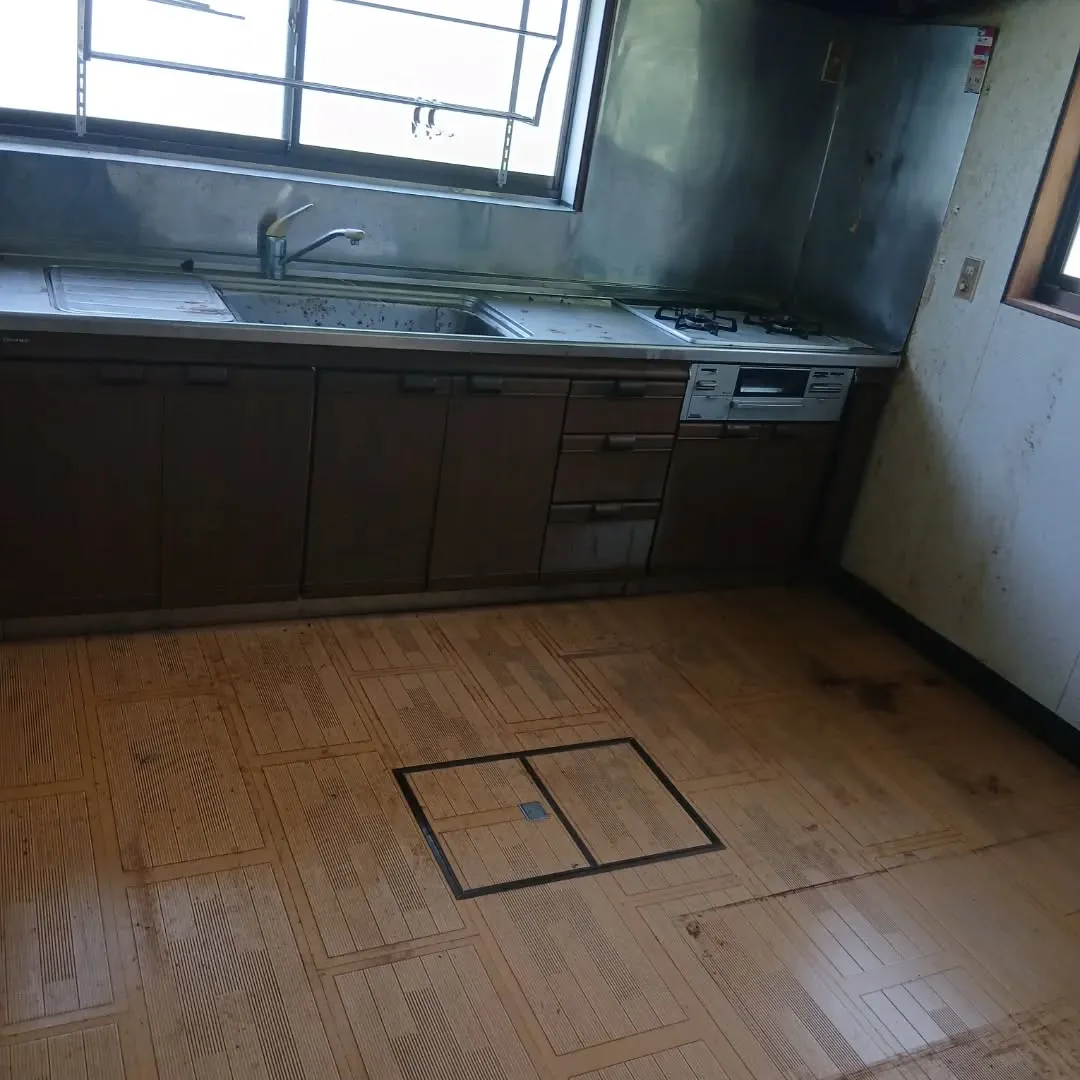 【秋葉区・家具処分】狭い道も軽トラで対応｜解体から搬出まで一...