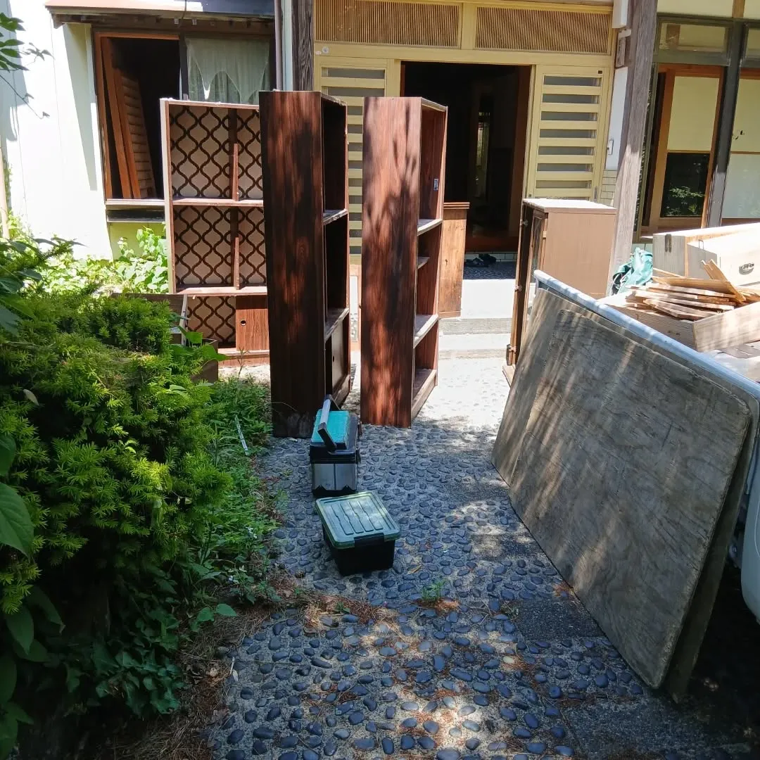 【秋葉区・家具処分】狭い道も軽トラで対応｜解体から搬出まで一...
