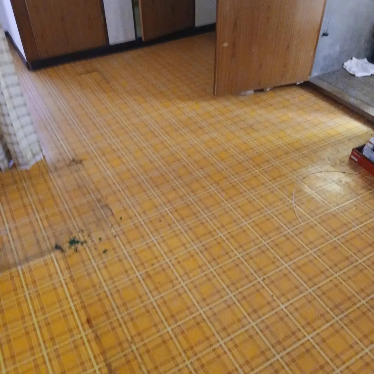 【燕市】空き家だった築古戸建を賃貸物件に再生｜水漏れ修理・浴...