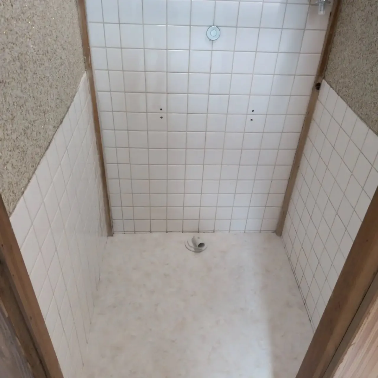 【燕市】空き家だった築古戸建を賃貸物件に再生｜水漏れ修理・浴...